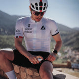 Pelotan 4oz Spray TDF WHITE JERSEY x 12 | Wholesale